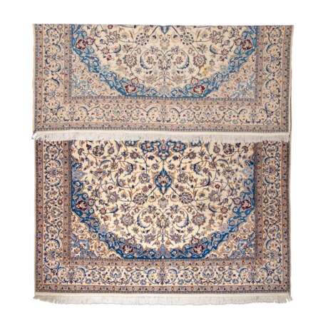 Oriental carpet with silk. NAIN/PERSIA, 21st century, ca. 385x250 cm. - фото 2
