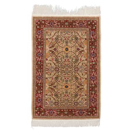 Oriental silk carpet. HEREKE, 127x84 cm. - фото 1