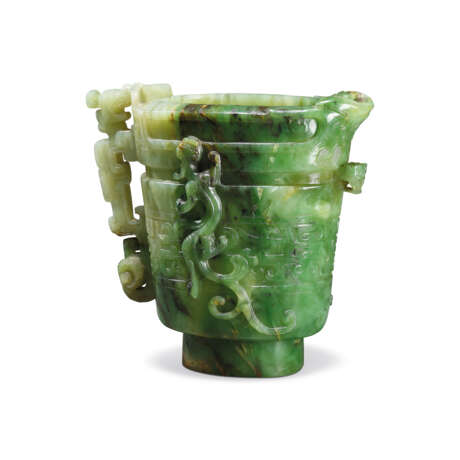 A SPINACH-GREEN JADE `CHILONG` LIBATION CUP - photo 1