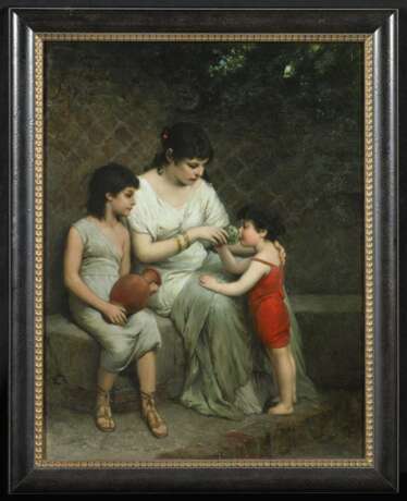 Mutter im antikten Gewand mit ihren beiden Kindern - фото 2