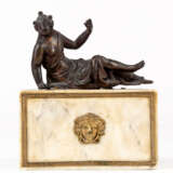 MEISTER DER ITALIENISCHEN RENAISSANCE, Liegende Venus, Bronze, 16./17. Jh. - Foto 1