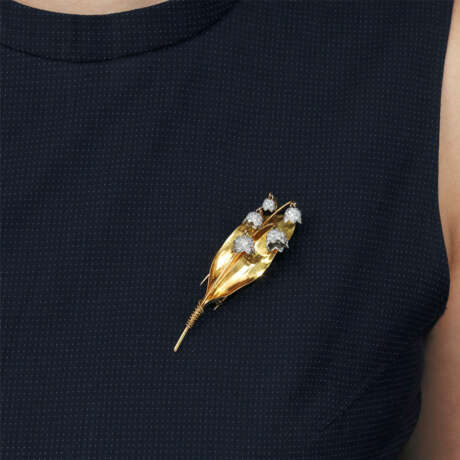 CARTIER ART D&#201;CO DIAMOND AND GOLD `LILY-OF-THE-VALLEY` BROOCH - Foto 2