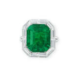 FORMS EMERALD AND DIAMOND RING - Foto 2