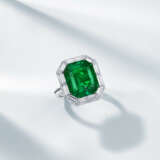 FORMS EMERALD AND DIAMOND RING - фото 3