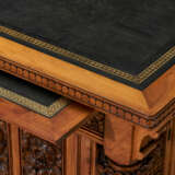 THE MARK HOPKINS FAMILY AMERICAN AESTHETIC MOVEMENT CARVED WALNUT LIBRARY TABLE - photo 4