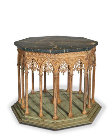 A NORTH EUROPEAN GOTHIC REVIVAL CENTER TABLE - фото 3