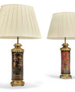 Японизм. A PAIR OF FRENCH GILT-BRONZE-MOUNTED RED, GILT AND BLACK JAPANNED TABLE LAMPS