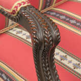 A PAIR OF GEORGE III-STYLE MAHOGANY OPEN ARMCHAIRS - фото 5