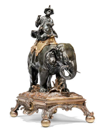 A PAIR OF FRENCH GILT AND PATINATED-BRONZE ELEPHANTS - photo 3