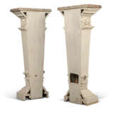 A PAIR OF GEORGE II WHITE-PAINTED PEDESTALS - Foto 6