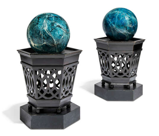 A PAIR OF GEORGE III-STYLE EBONISED FRET-PIERCED TAPERING WASTE PAPER BASKETS - фото 1