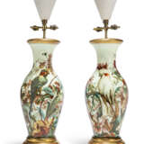 A PAIR OF FRENCH OPAQUE GLASS LARGE VASES - photo 2