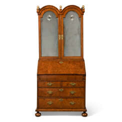 A QUEEN ANNE FEATHER-BANDED WALNUT BUREAU BOOKCASE