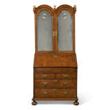 A QUEEN ANNE FEATHER-BANDED WALNUT BUREAU BOOKCASE - photo 1