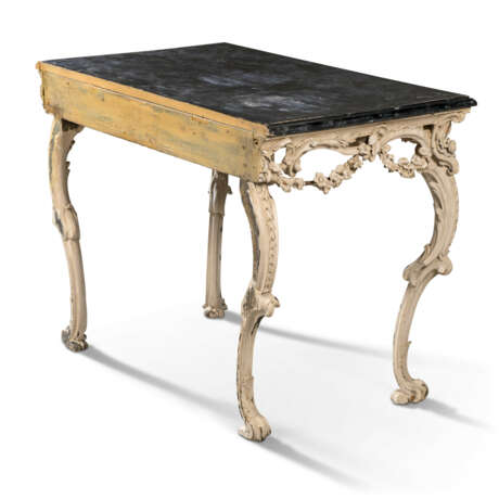 A GEORGE II WHITE-PAINTED SIDE TABLE - photo 3