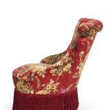 A PAIR OF 19TH CENTURY FRENCH SLIPPER CHAIRS - Foto 4