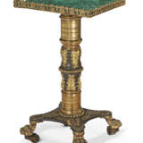 A LATE REGENCY LACQUERED-BRONZE, ORMOLU AND MALACHITE CENTER TABLE - Foto 2