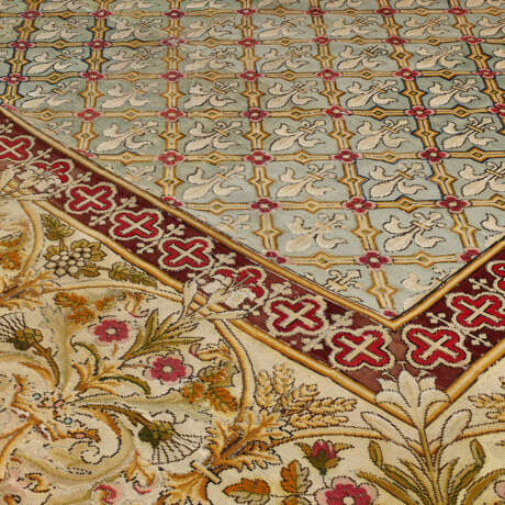 AN ENGLISH NEEDLEPOINT CARPET IN THE STYLE OF A.W.N. PUGIN - photo 2