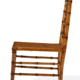 A SET OF FOUR AMERICAN FAUX BAMBOO MAPLE SIDE CHAIRS - Foto 3