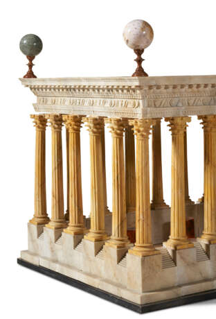 AN ITALIAN MARBLE MODEL OF A TEMPLE - photo 5