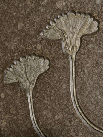 A FOSSIL SEA LILY PLAQUE - фото 4
