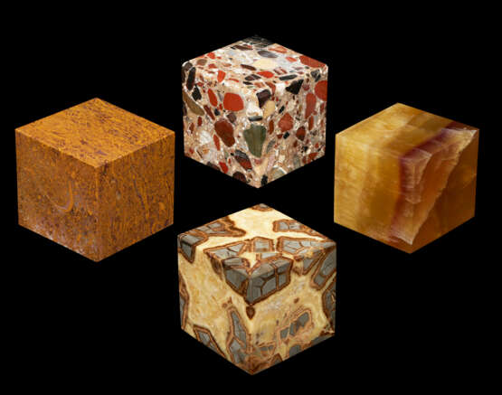 A DIVERSE GROUP OF TWELVE CUBE AND CUBIC MINERAL SPECIMENS - фото 3