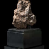 A SCULPTURAL CAMPO DEL CIELO METEORITE - фото 4