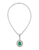 JANESICH BELLE ÉPOQUE EMERALD AND DIAMOND NECKLACE