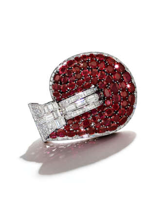 THE EXCEPTIONAL VAN CLEEF & ARPELS RUBY AND DIAMOND `JARRETI&#200;RE` BRACELET - photo 1
