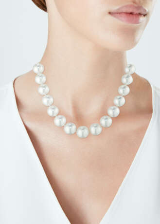 CULTURED PEARL AND DIAMOND NECKLACE - фото 2