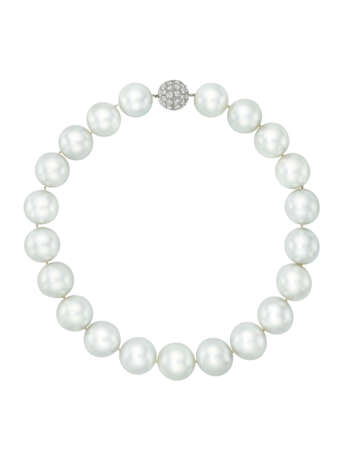 CULTURED PEARL AND DIAMOND NECKLACE - Foto 1