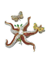 AN ICONIC SALVADOR DAL&#205; &#39;&#201;TOILE DE MER&#39; CULTURED PEARL, RUBY, DIAMOND AND EMERALD BROOCH