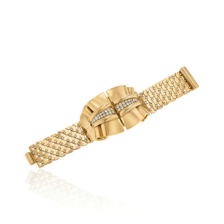 VAN CLEEF & ARPELS RETRO DIAMOND AND GOLD DRESS CLIPS - фото 4