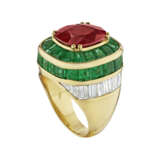 RUBY, EMERALD AND DIAMOND RING - photo 4