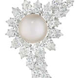 HARRY WINSTON NATURAL PEARL AND DIAMOND CLIP-BROOCH - photo 1