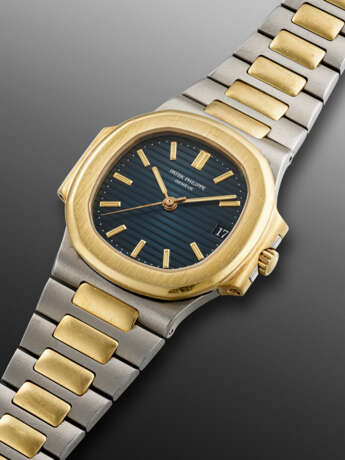 PATEK PHILIPPE, STAINLESS STEEL AND YELLOW GOLD 'NAUTILUS', REF. 3800/001AJ - Foto 2