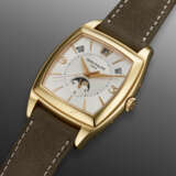 PATEK PHILIPPE, PINK GOLD ANNUAL CALENDAR 'GONDOLO' WITH MOON PHASES, REF. 5135R-001 - Foto 2