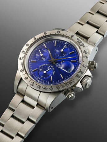 TUDOR, STAINLESS STEEL CHRONOGRAPH 'OYSTERDATE' WITH PROTOTYPE ELECTRIC BLUE DIAL, REF. 79180 - Foto 2