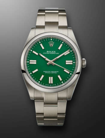 ROLEX, STAINLESS STEEL 'OYSTER PERPETUAL' WITH GREEN DIAL, REF. 124300 - photo 1