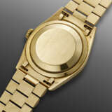 ROLEX, YELLOW GOLD 'DAY-DATE' WITH BLUE DIAL, REF. 18238 - фото 3