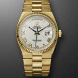 ROLEX, YELLOW GOLD 'DAY-DATE OYSTER QUARTZ', REF. 19018 - photo 1