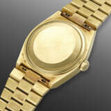 ROLEX, YELLOW GOLD 'DAY-DATE OYSTER QUARTZ', REF. 19018 - photo 3