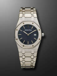 AUDEMARS PIGUET, WHITE GOLD 'ROYAL OAK', REF. 56175BC