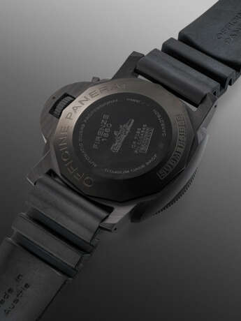 PANERAI, LIMITED EDITION CARBOTECH 'LUMINOR SUBMERSIBLE 1950', REF. OP7026, NO. 344/800 - photo 2