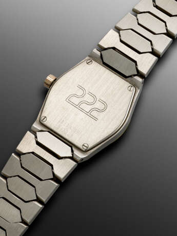 VACHERON CONSTANTIN, STAINLESS STEEL AND YELLOW GOLD LADY WRISTWATCH, REF. 222 - photo 3