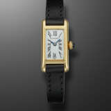 CARTIER, YELLOW GOLD MINI 'TANK ALLONGEE' - Foto 1