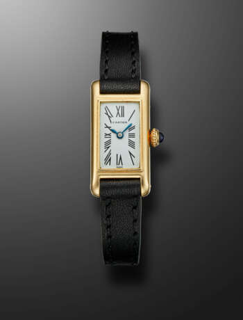 CARTIER, YELLOW GOLD MINI 'TANK ALLONGEE' - Foto 1