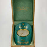 ROLEX, GILT BRASS AND PAINTED HOOF-SHAPED DISPLAY DESK CLOCK 'TIME TO THE SECOND' WITH STOP FEATURE - photo 2