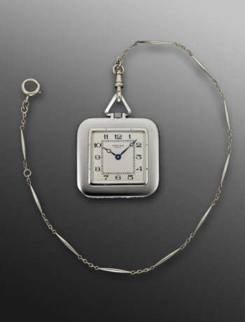 CARTIER, PLATINUM AND SAPPHIRE-SET SQUARE KEYLESS OPENFACE POCKET WATCH - photo 2