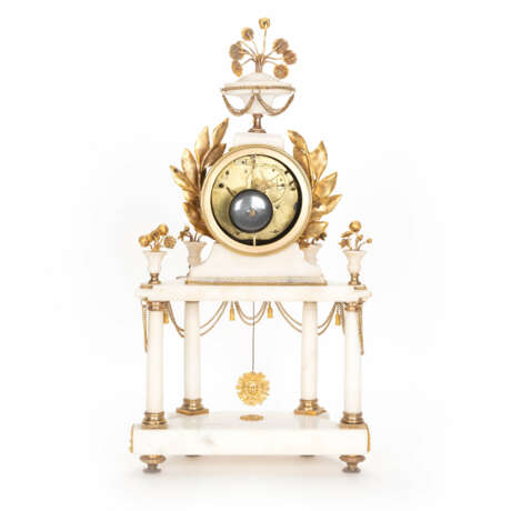 Französische Pendule Louis XVI - photo 4